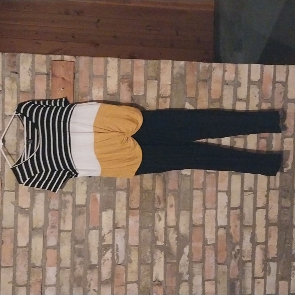Two piece pant set